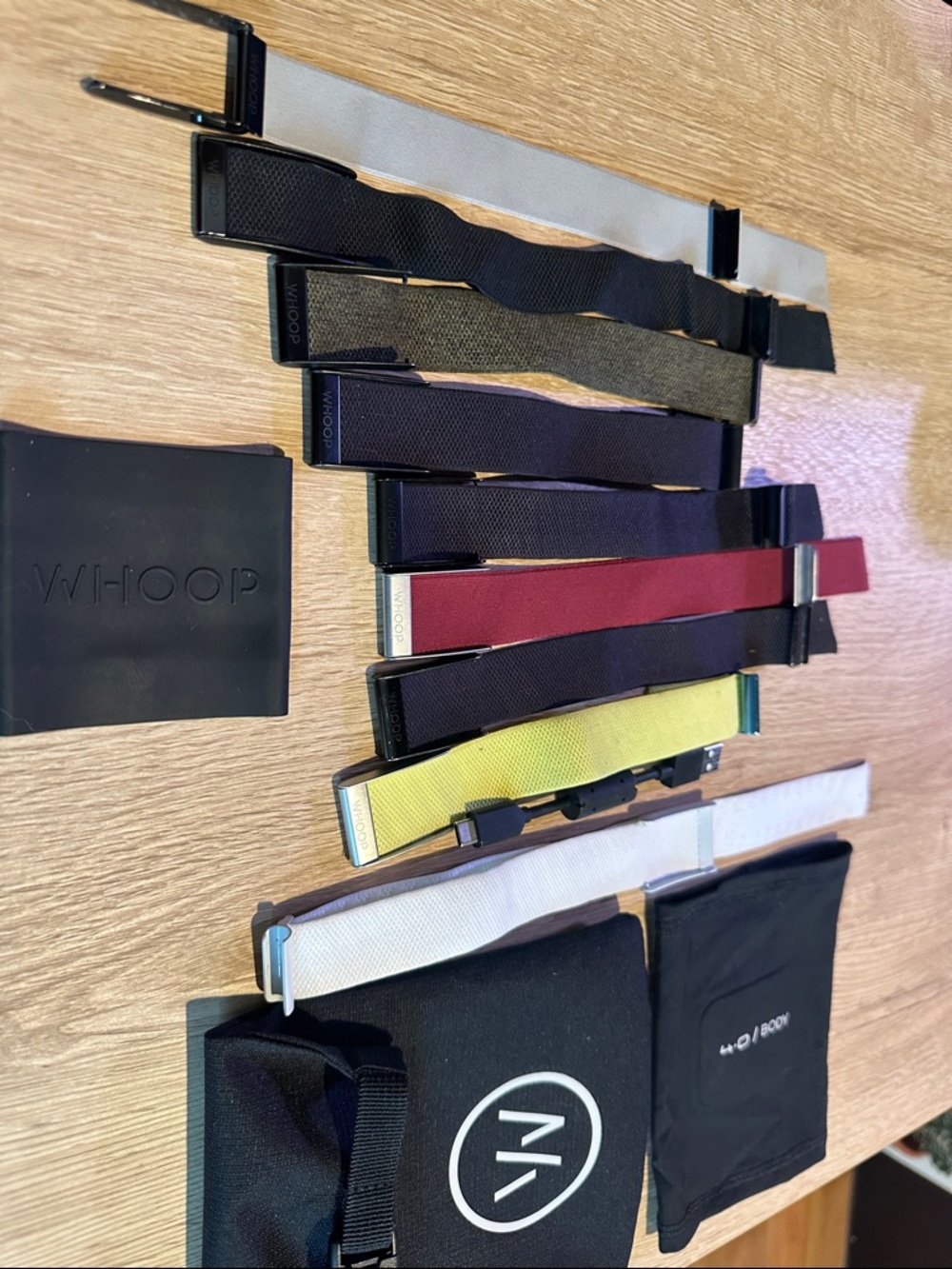 Whoop 4.0 Bands + body + waterproof+charger+ storage bag